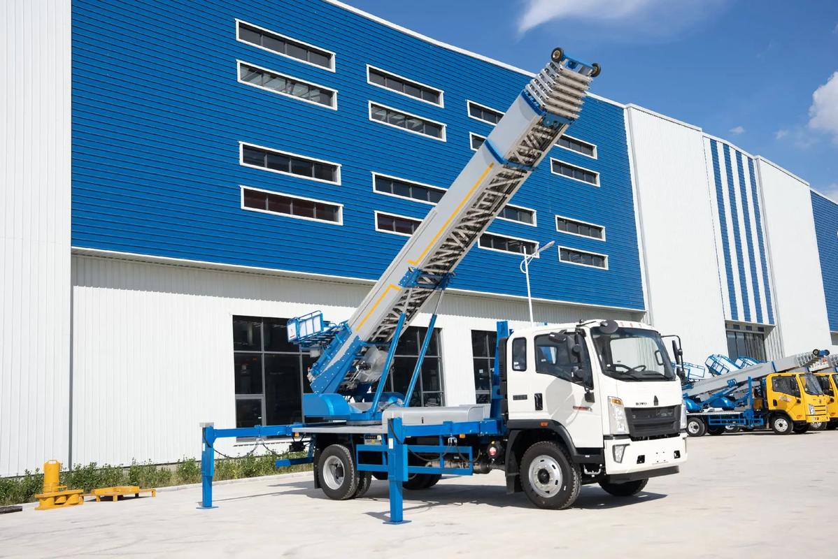 枣强县小型云梯车上料车租赁多少钱